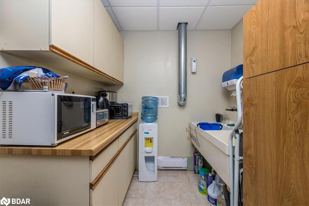 4051 Glen Cedar Drive Property Photo 20