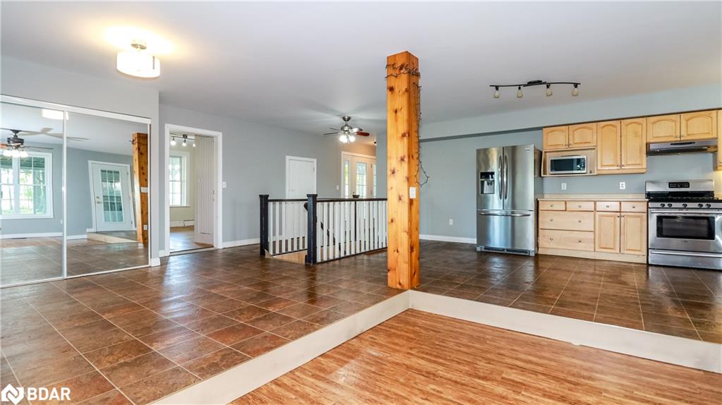 791 Horseshoe Valley Road E Property Photo 6