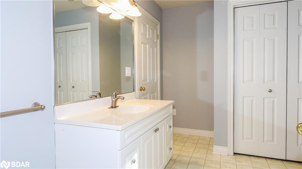 791 Horseshoe Valley Road E Property Photo 15