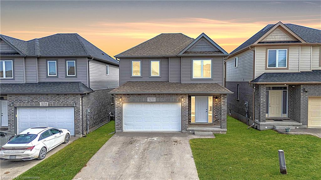 3250 Turner Crescent Property Photo 1