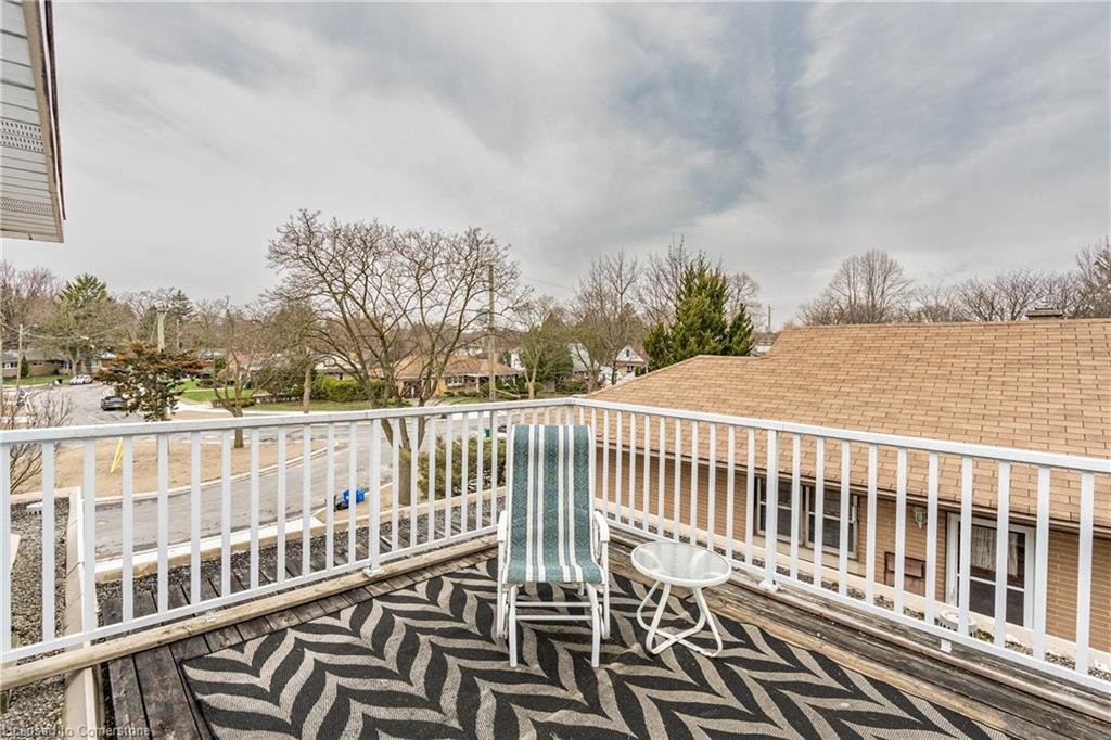 16 Admiral Road Property Photo 26