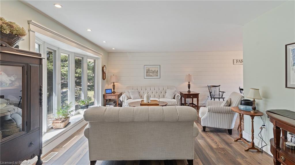 761 Lynden Road Property Photo 15