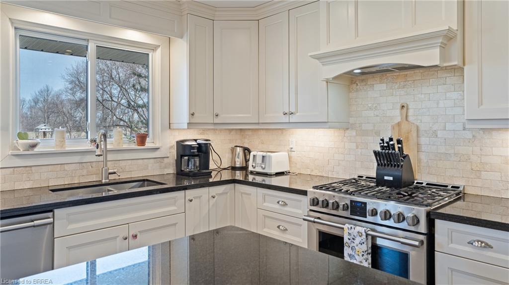 761 Lynden Road Property Photo 22