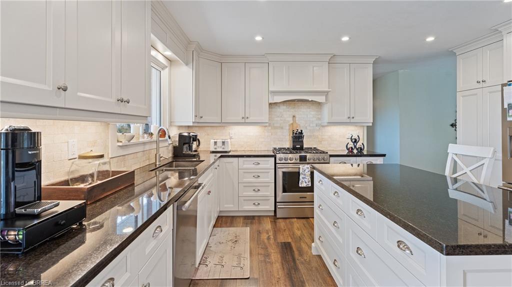 761 Lynden Road Property Photo 24