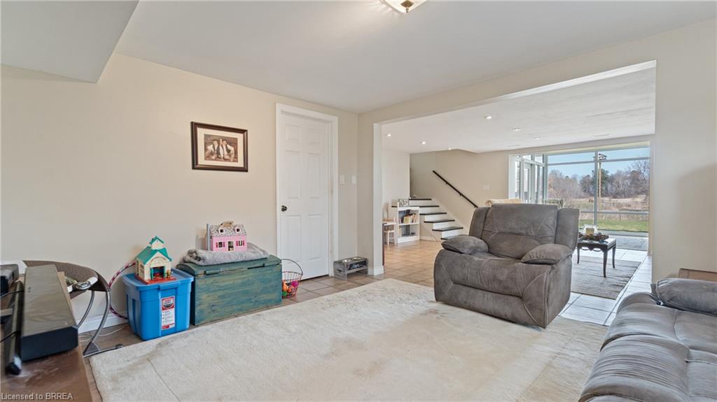 761 Lynden Road Property Photo 34