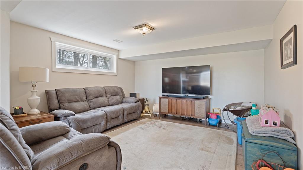 761 Lynden Road Property Photo 35