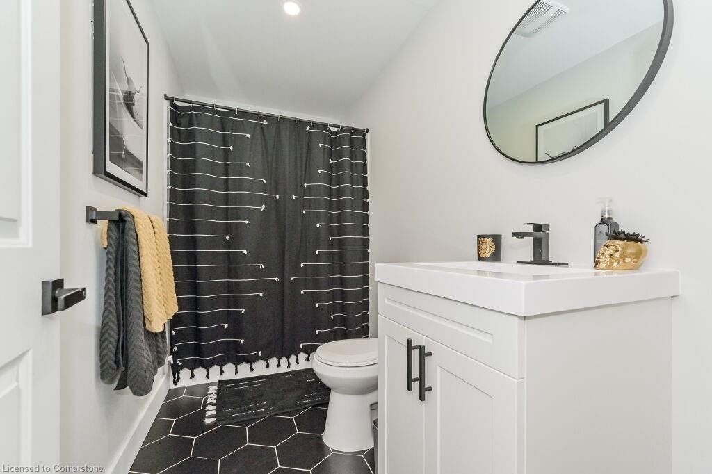 281 Smith Street Property Photo 37