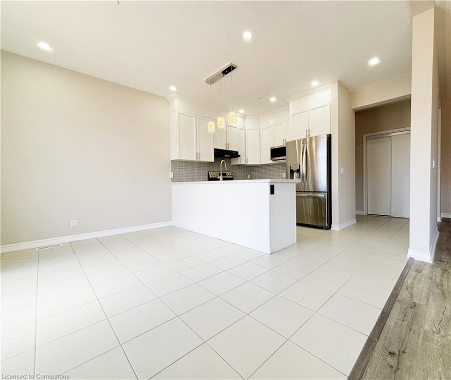 2375 Dobbinton Street Property Photo 5