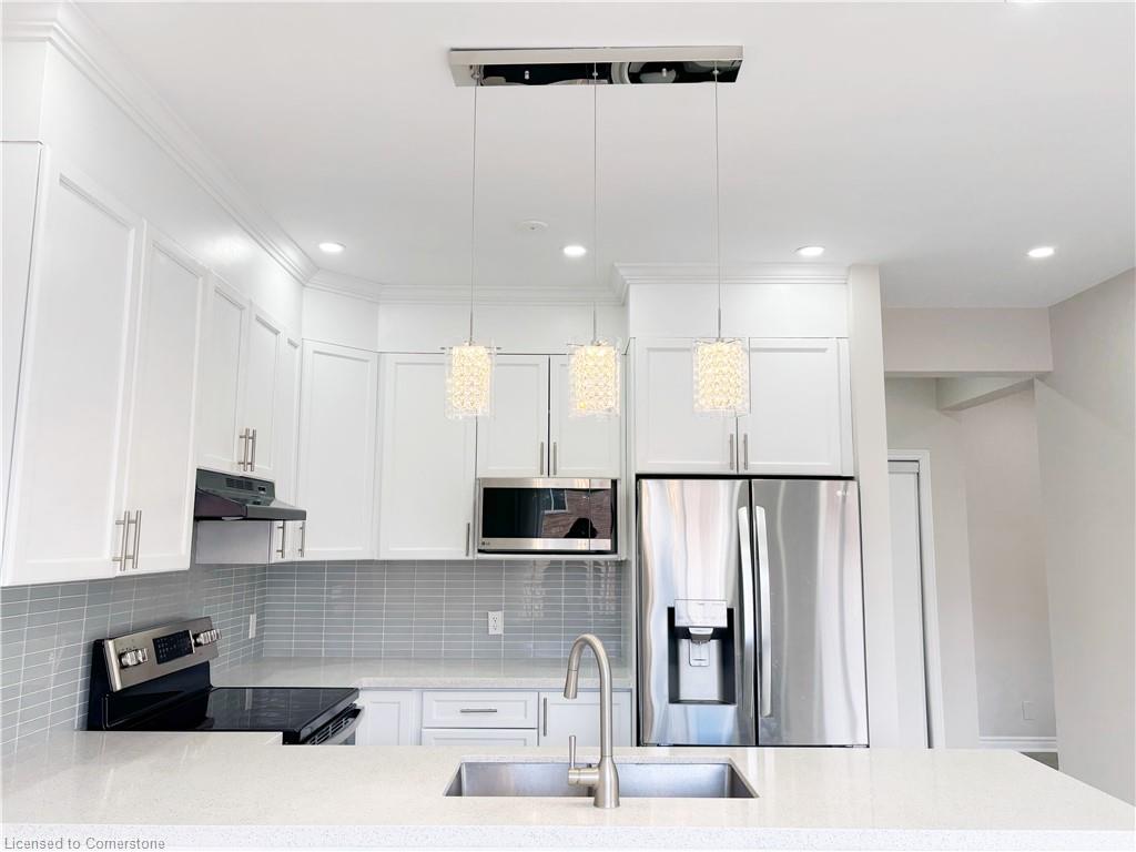 2375 Dobbinton Street Property Photo 6