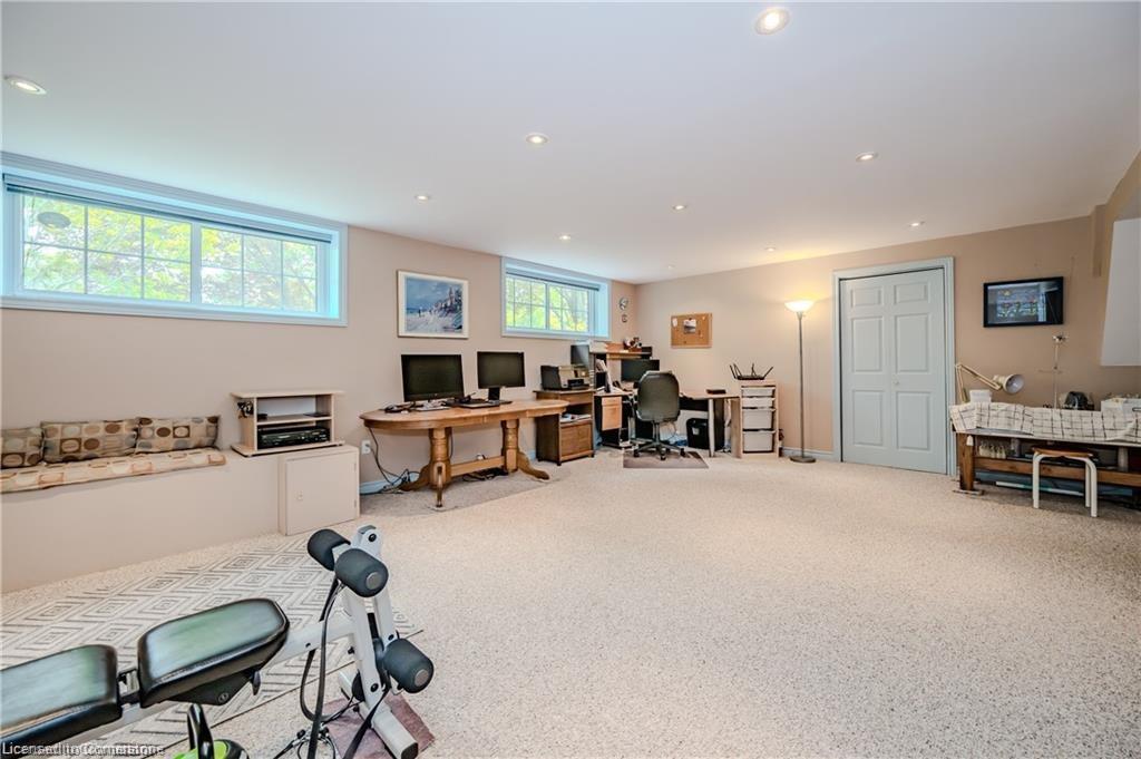 11 Coachman Crescent Property Photo 33
