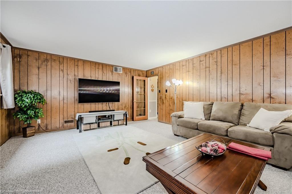 11 Coachman Crescent Property Photo 36