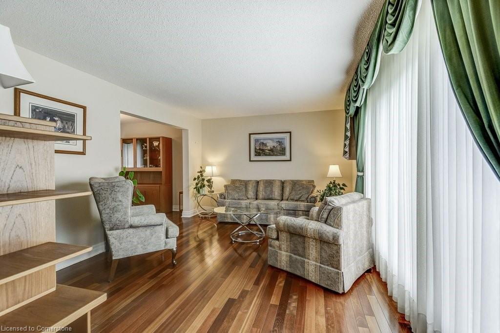 110 Elgin Drive Property Photo 11