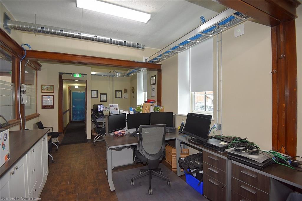 21 Mill Street N Property Photo 23