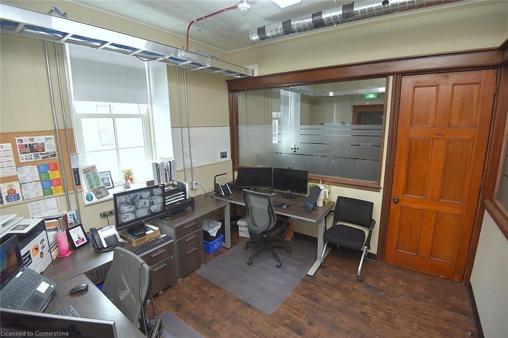 21 Mill Street N Property Photo 25