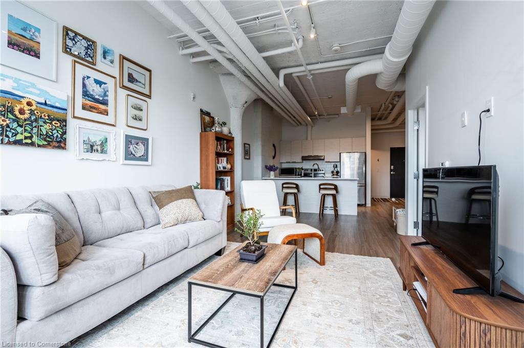 414-120 Huron Street Property Photo 18