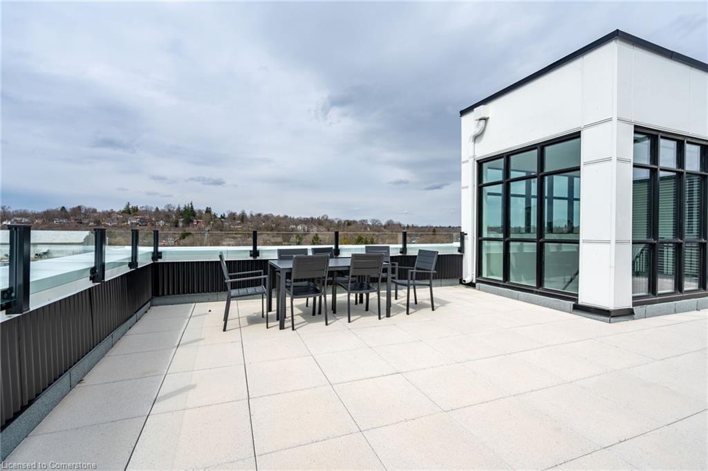 414-120 Huron Street Property Photo 42