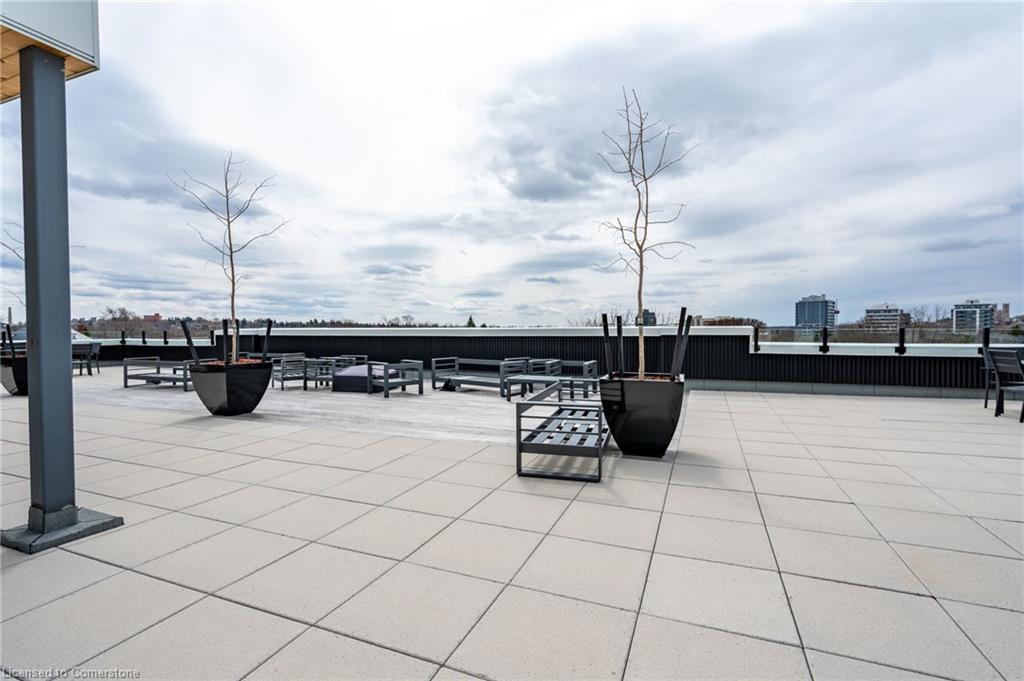 414-120 Huron Street Property Photo 44
