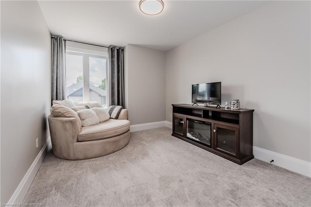 100 Pugh Street Property Photo 12