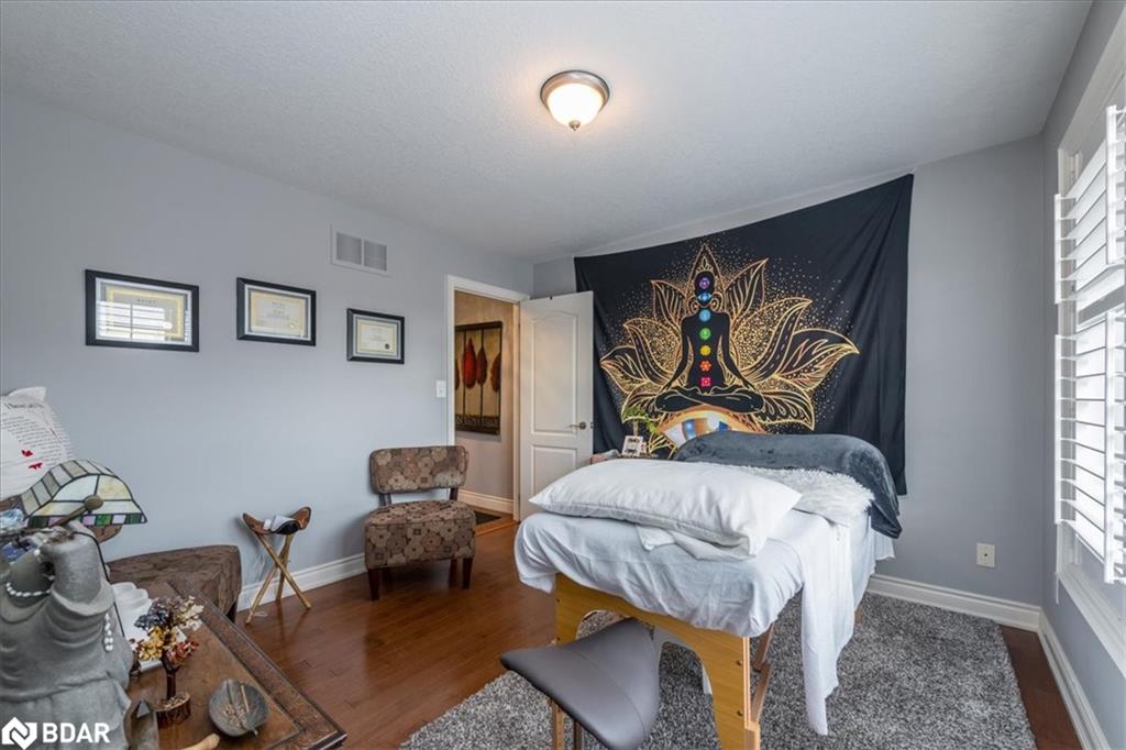 11 White Oaks Road Property Photo 24