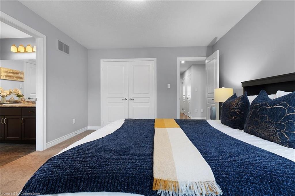 11 Redtail Street Property Photo 31