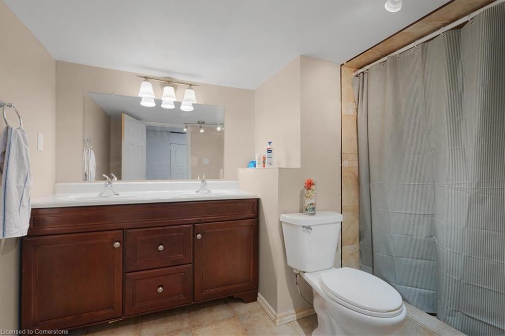 11 Redtail Street Property Photo 45