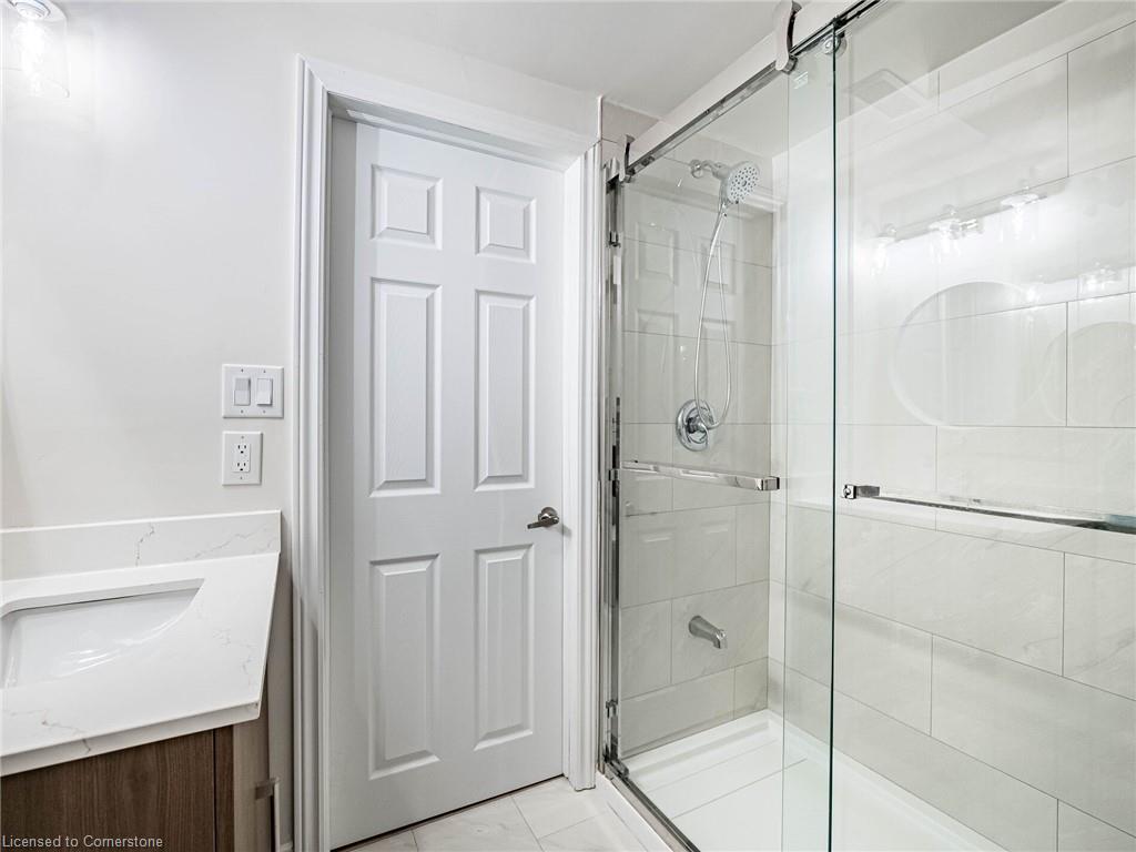 6 Niles Court Property Photo 40