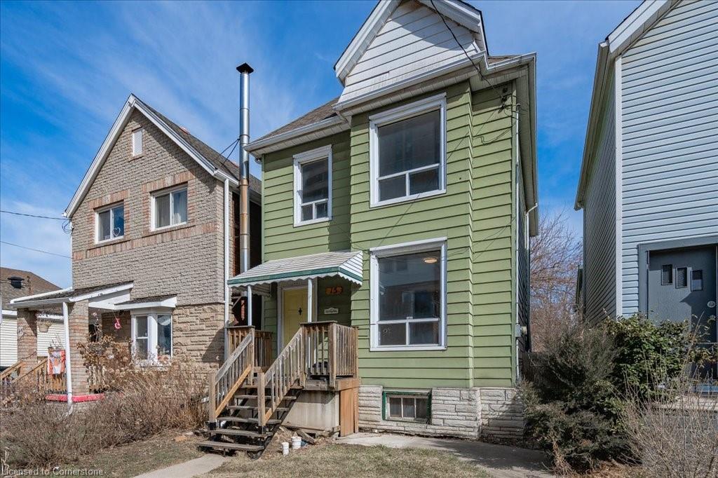 15 Huron Street Property Photo 3