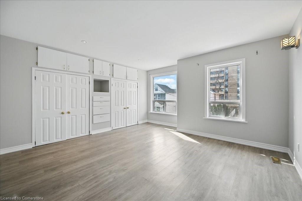 15 Huron Street Property Photo 20