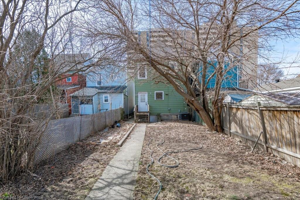 15 Huron Street Property Photo 34