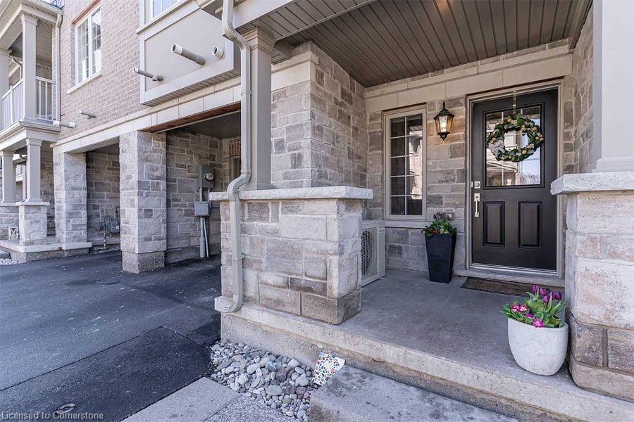 29-215 Dundas Street E Property Photo 2