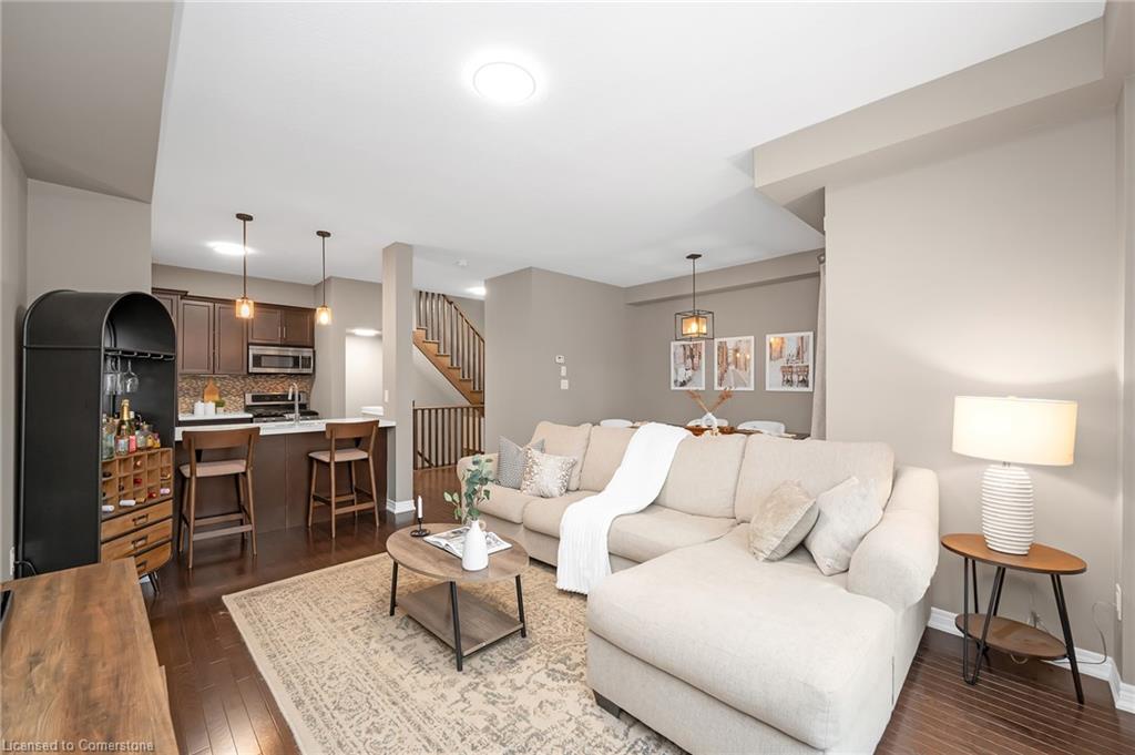 29-215 Dundas Street E Property Photo 11