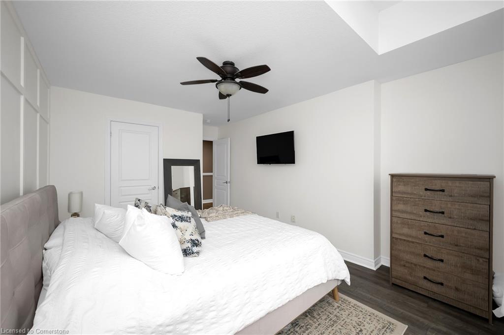 29-215 Dundas Street E Property Photo 19