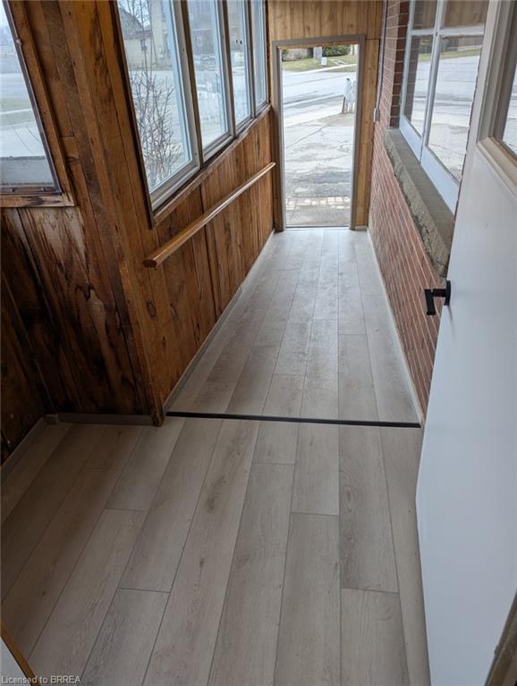207 Colborne Street W Property Photo 9