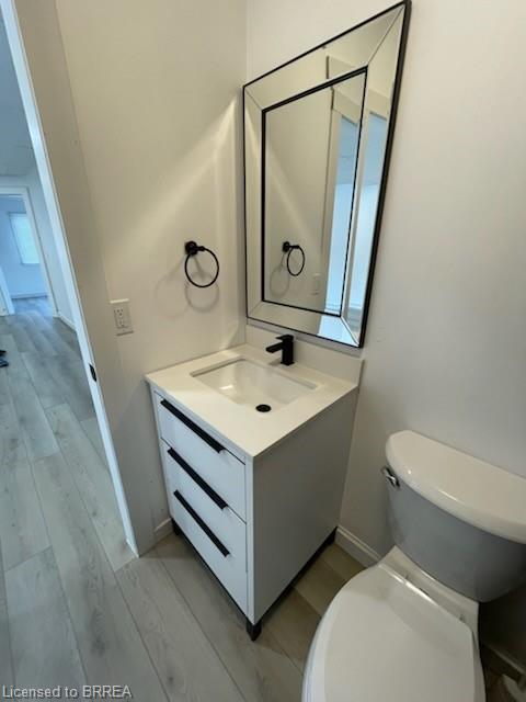 207 Colborne Street W Property Photo 11