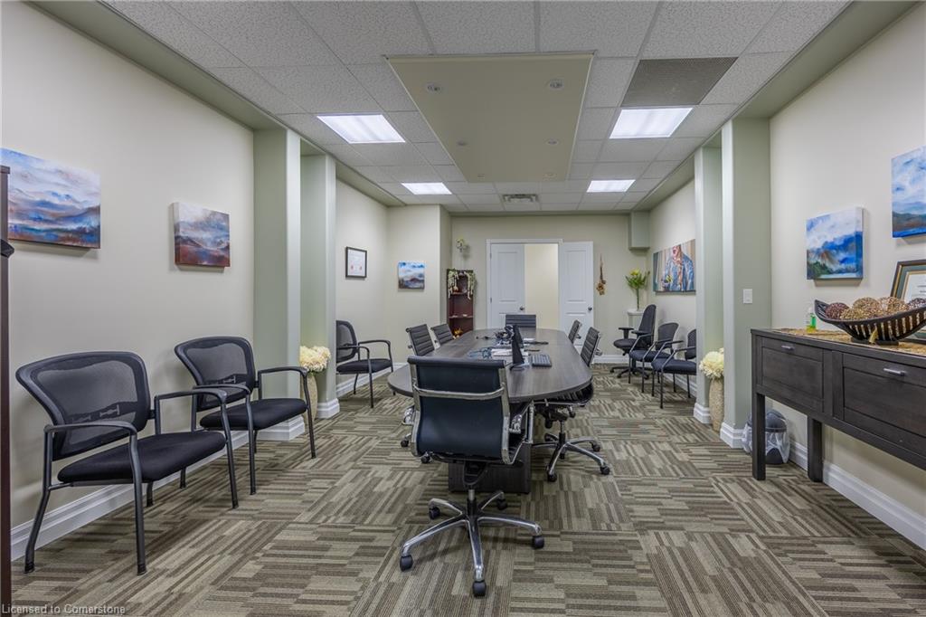 101a Queensway Property Photo 15
