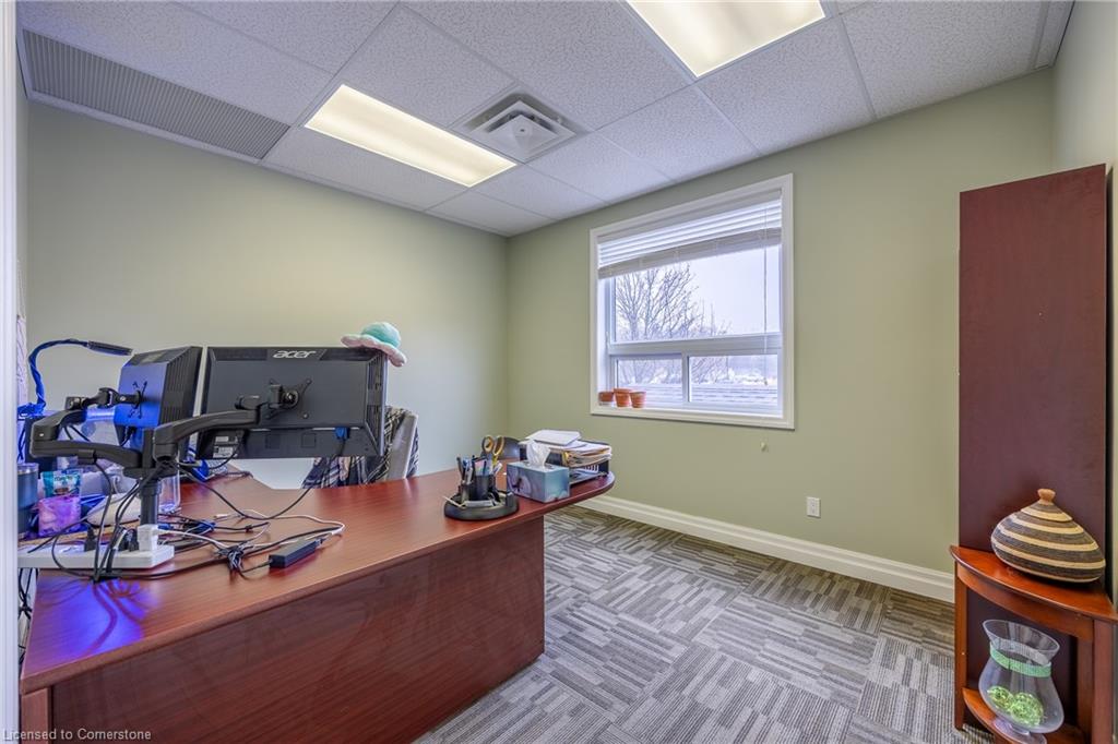 101a Queensway Property Photo 17