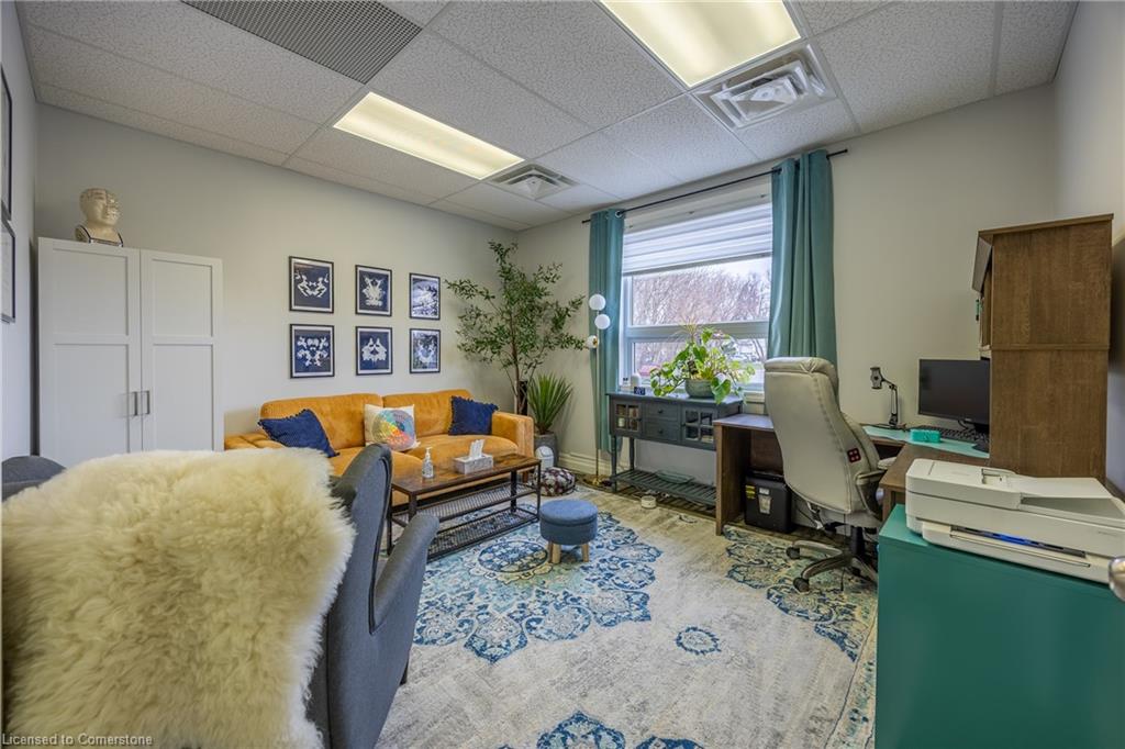 101a Queensway Property Photo 20
