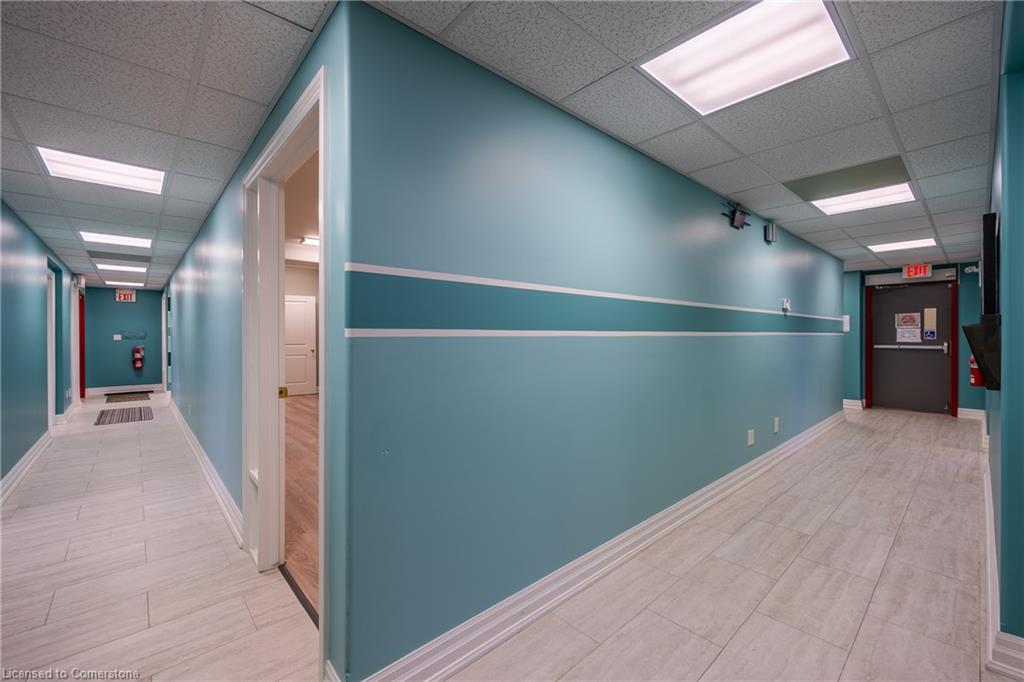 101a Queensway Property Photo 30