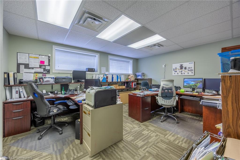 101a Queensway Property Photo 41
