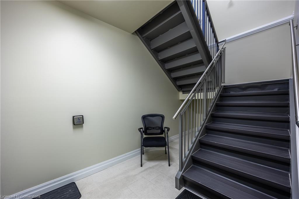 101a Queensway Property Photo 47