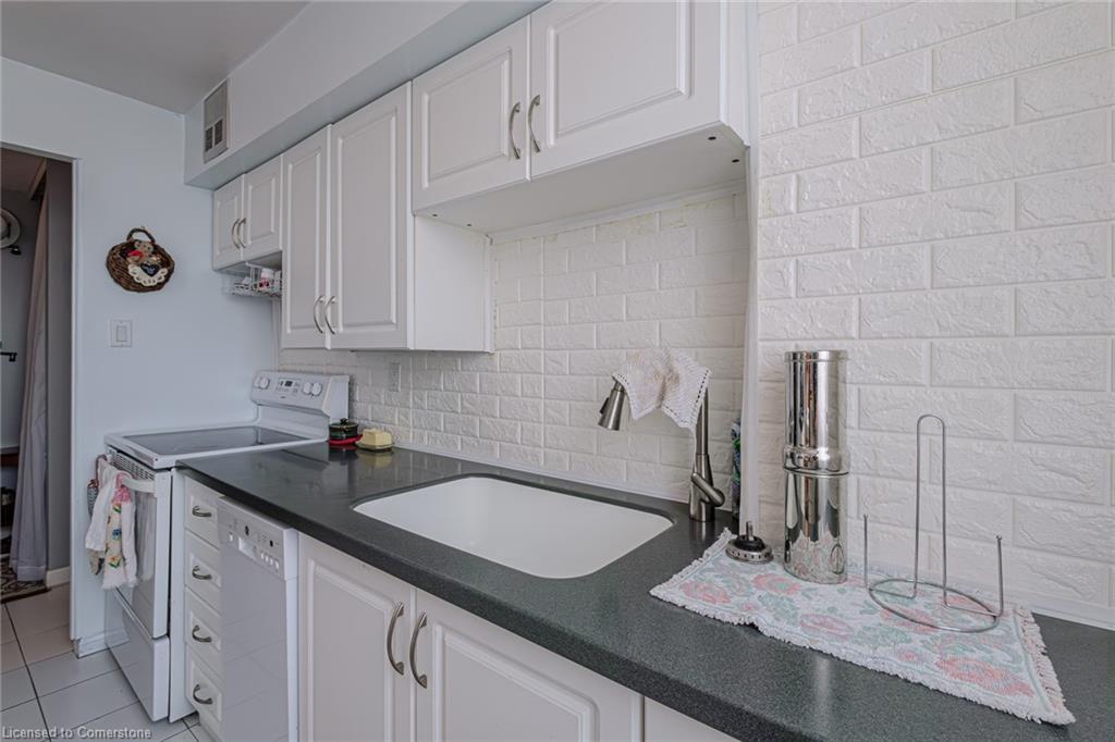 1203-6500 Montevideo Road Property Photo 16