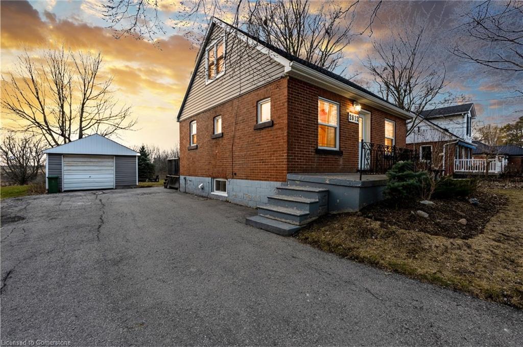 2812 Upper James Street Street Property Photo