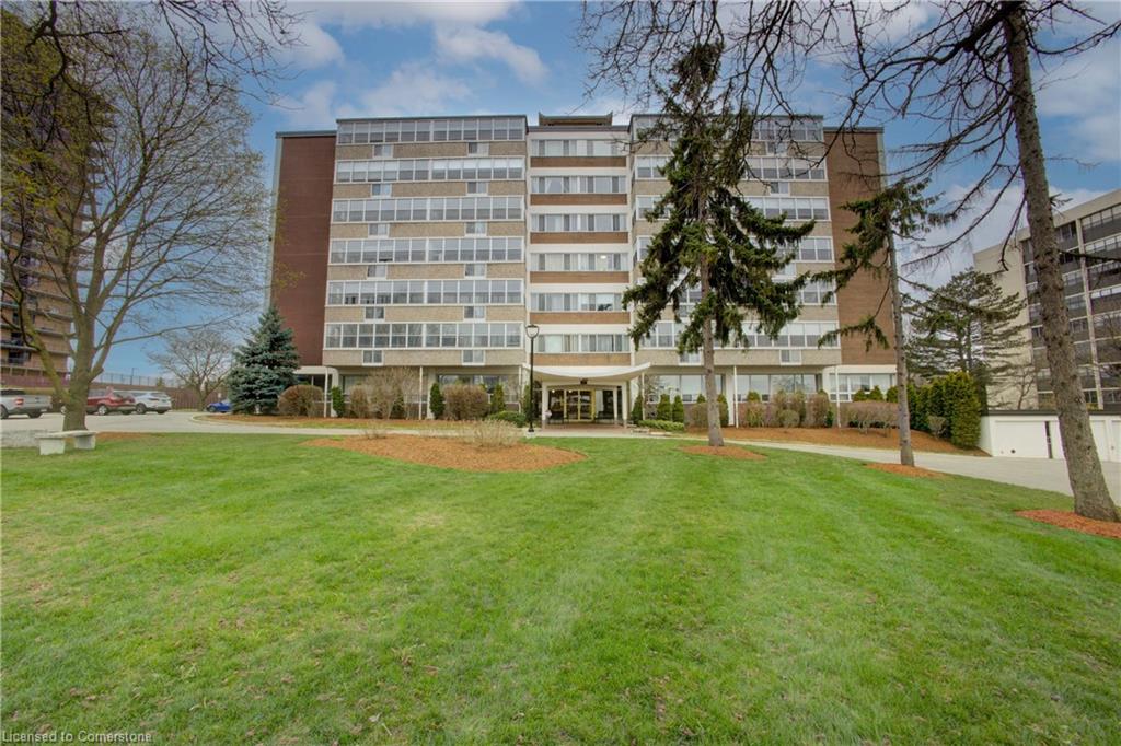 45 Westmount Road N Property Photo 1
