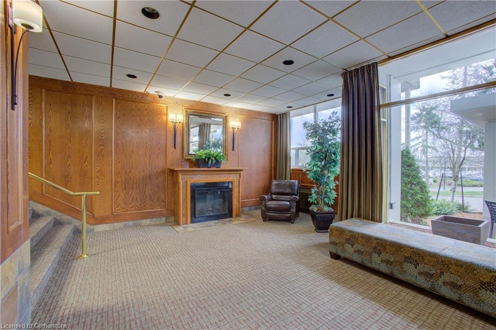 45 Westmount Road N Property Photo 24