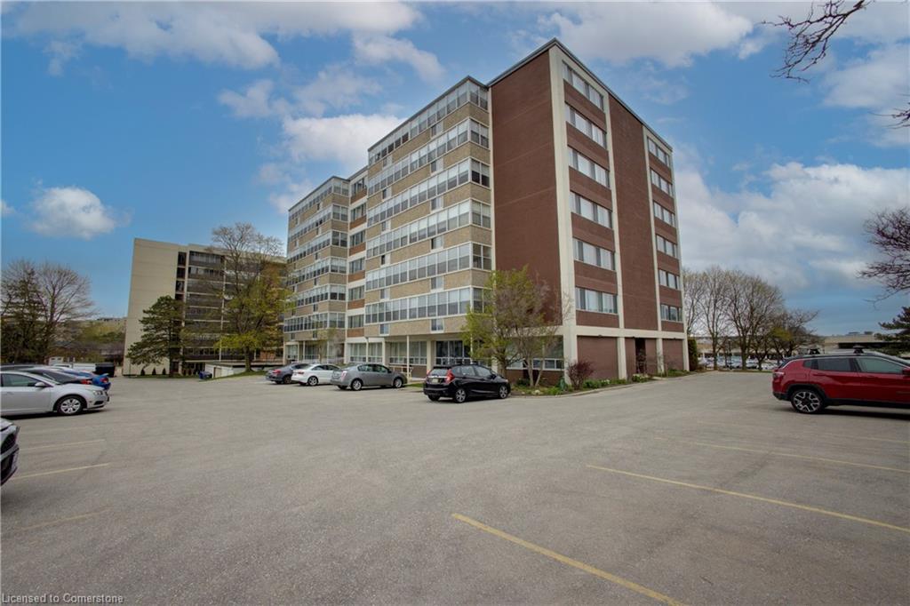 45 Westmount Road N Property Photo 33