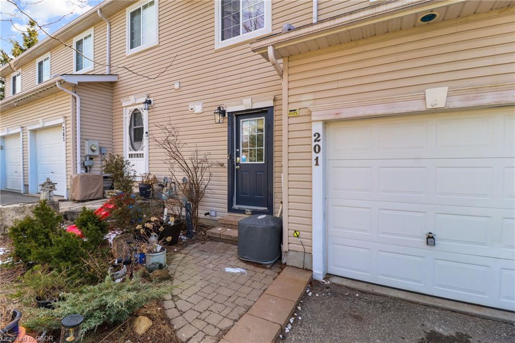 201 Carters Lane Property Photo 2