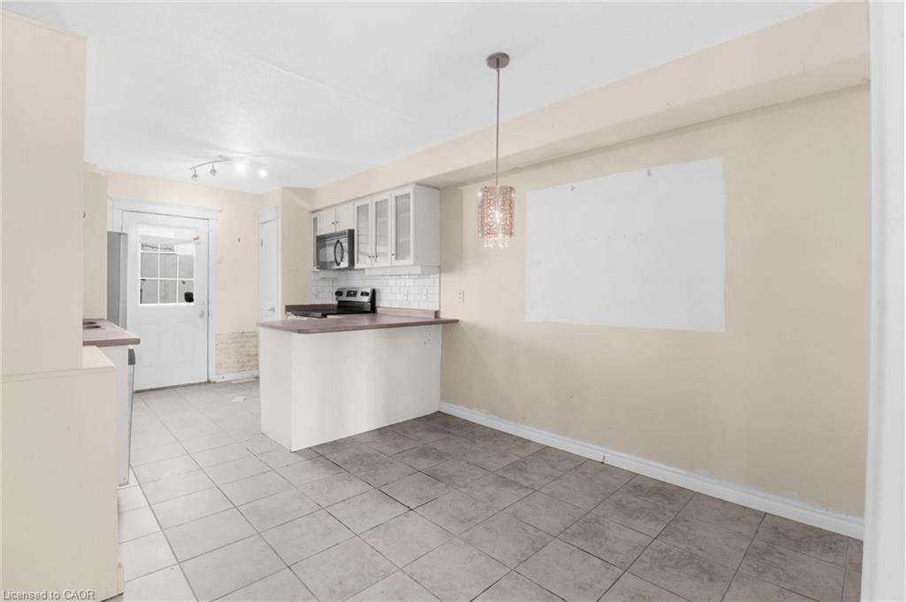 201 Carters Lane Property Photo 12