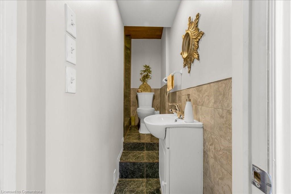 123 Market Street Property Photo 13