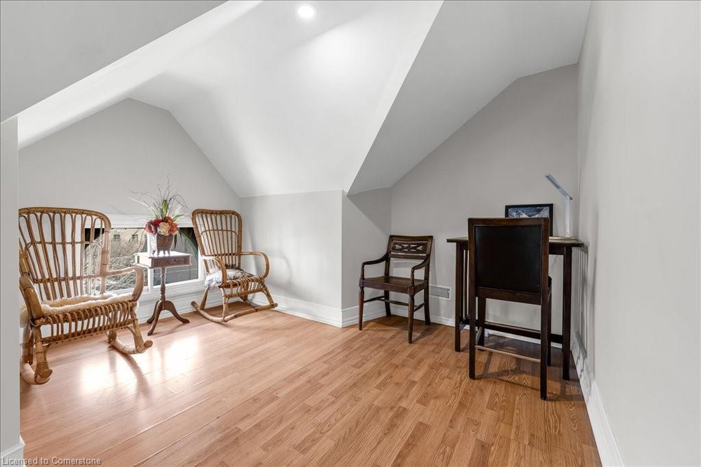 123 Market Street Property Photo 22