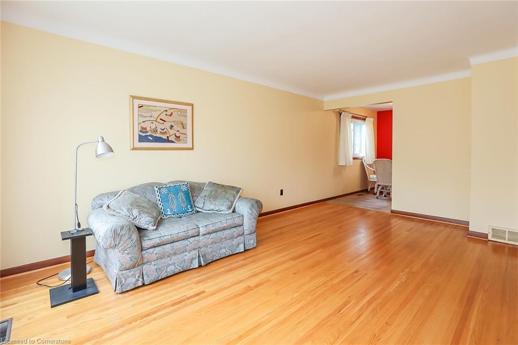 5750 Hodgson Avenue Property Photo 8